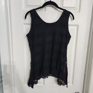 Asymmetrical lace sleeveless top